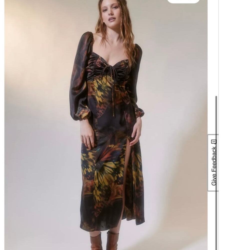 UO Kitty Printed Puff Sleeve Midi Dress